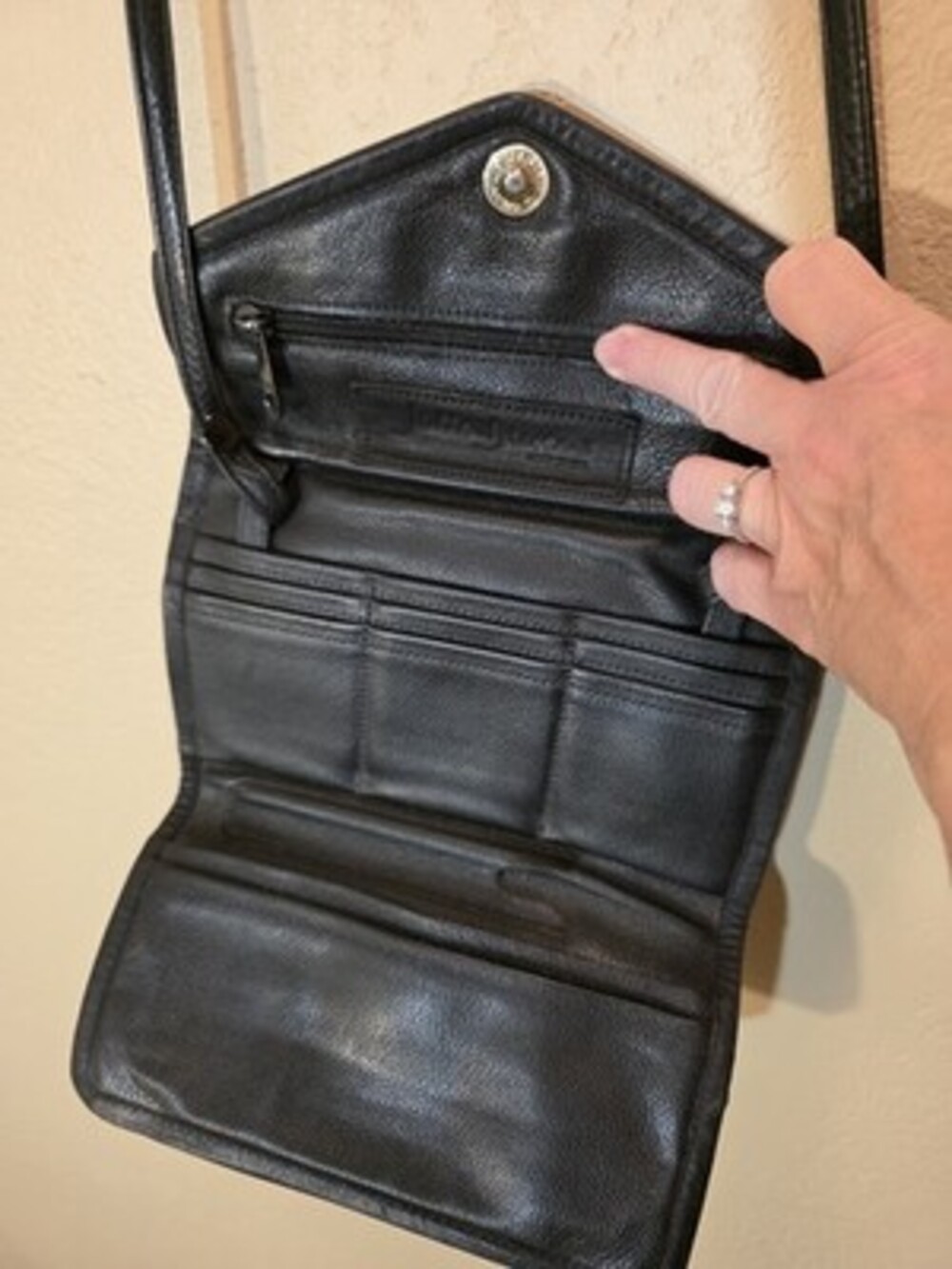 Vintage soft Leather Julia Durer Black Shoulder Bag Snap Zip Closure